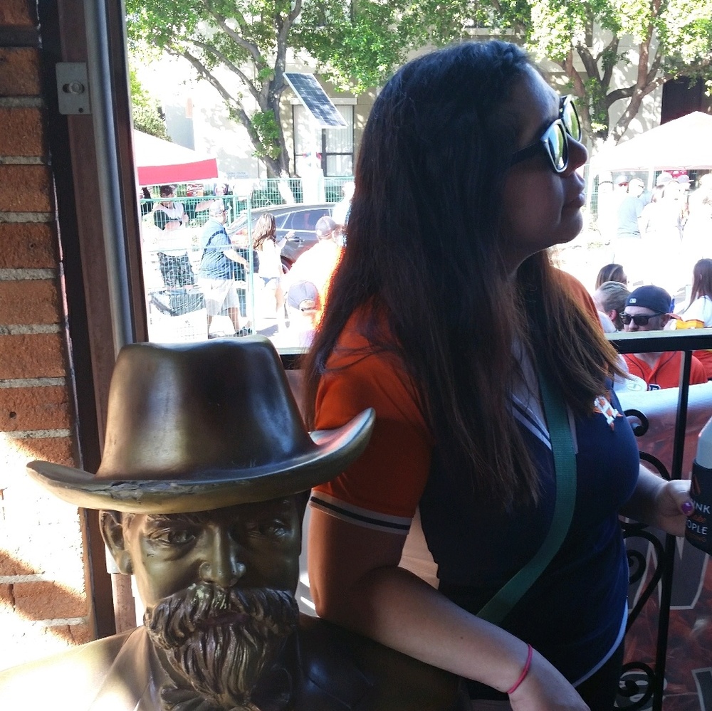 Meet your Posher, Chrystal