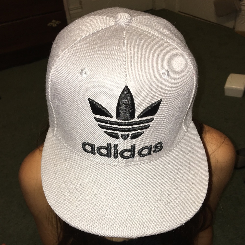 Adidas Flat Bill (BRAND NEW/ NEVER WORN)
