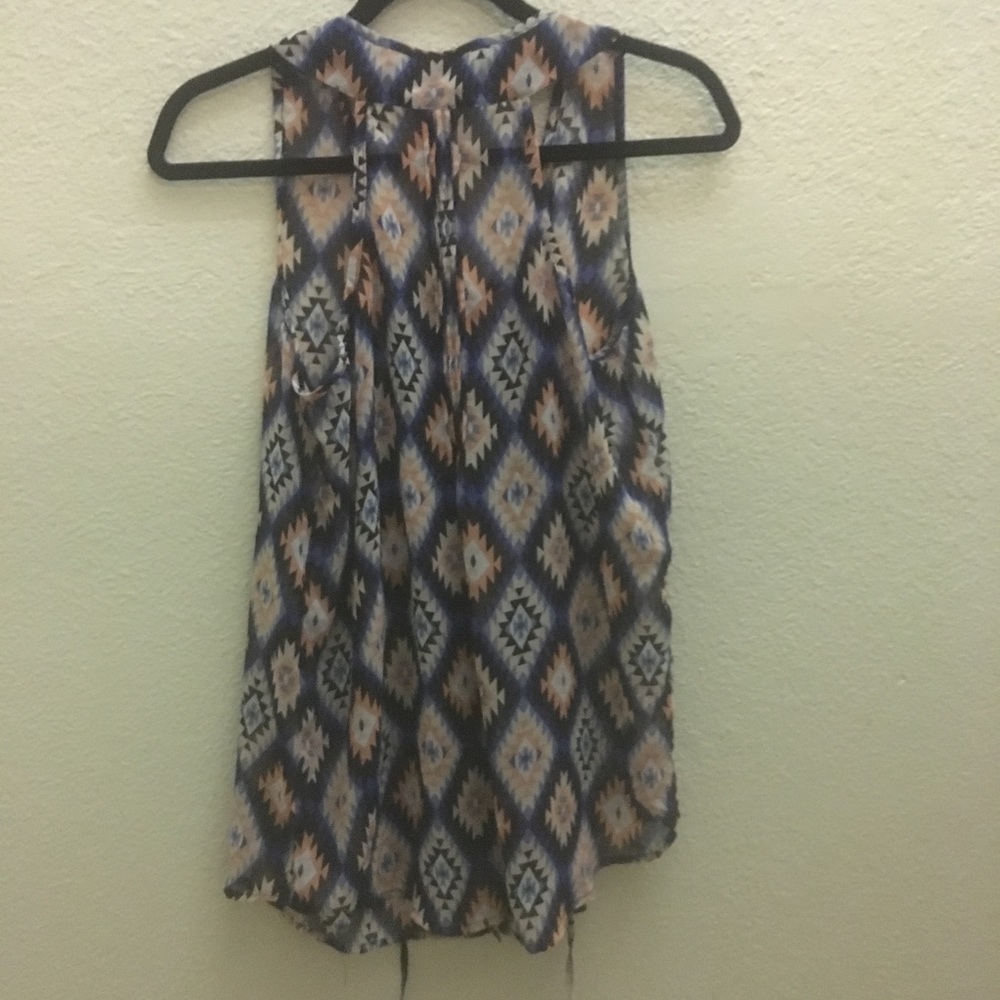 Long, Flowy, Patterned, Button down Blouse - Picture 3 of 5
