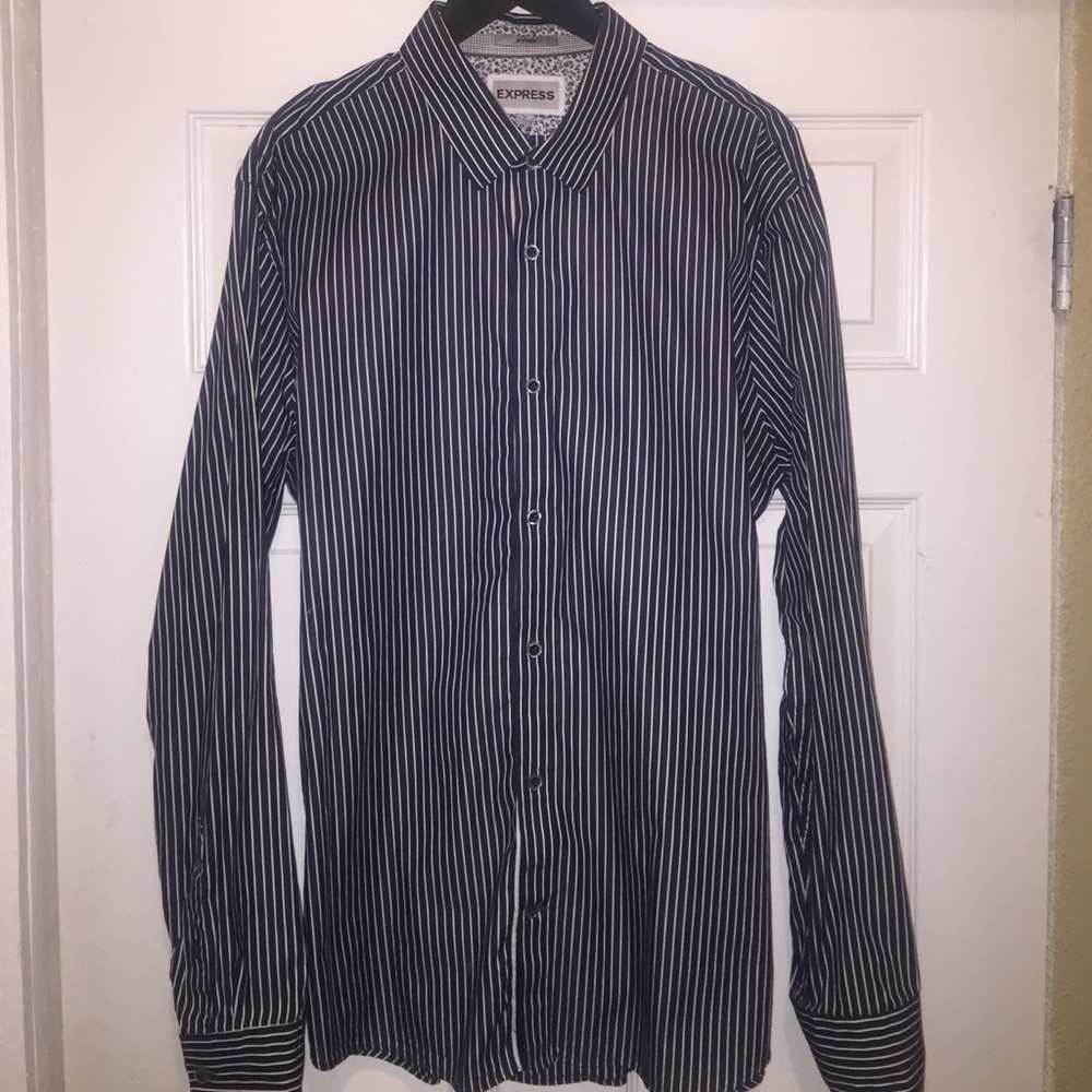 Navy/white stripped casual long sleeve button down