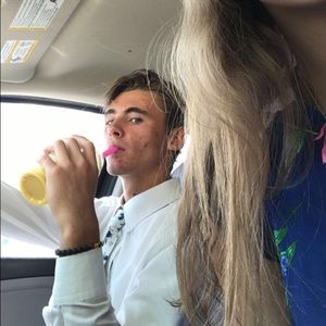 Meet your Posher, Ethan