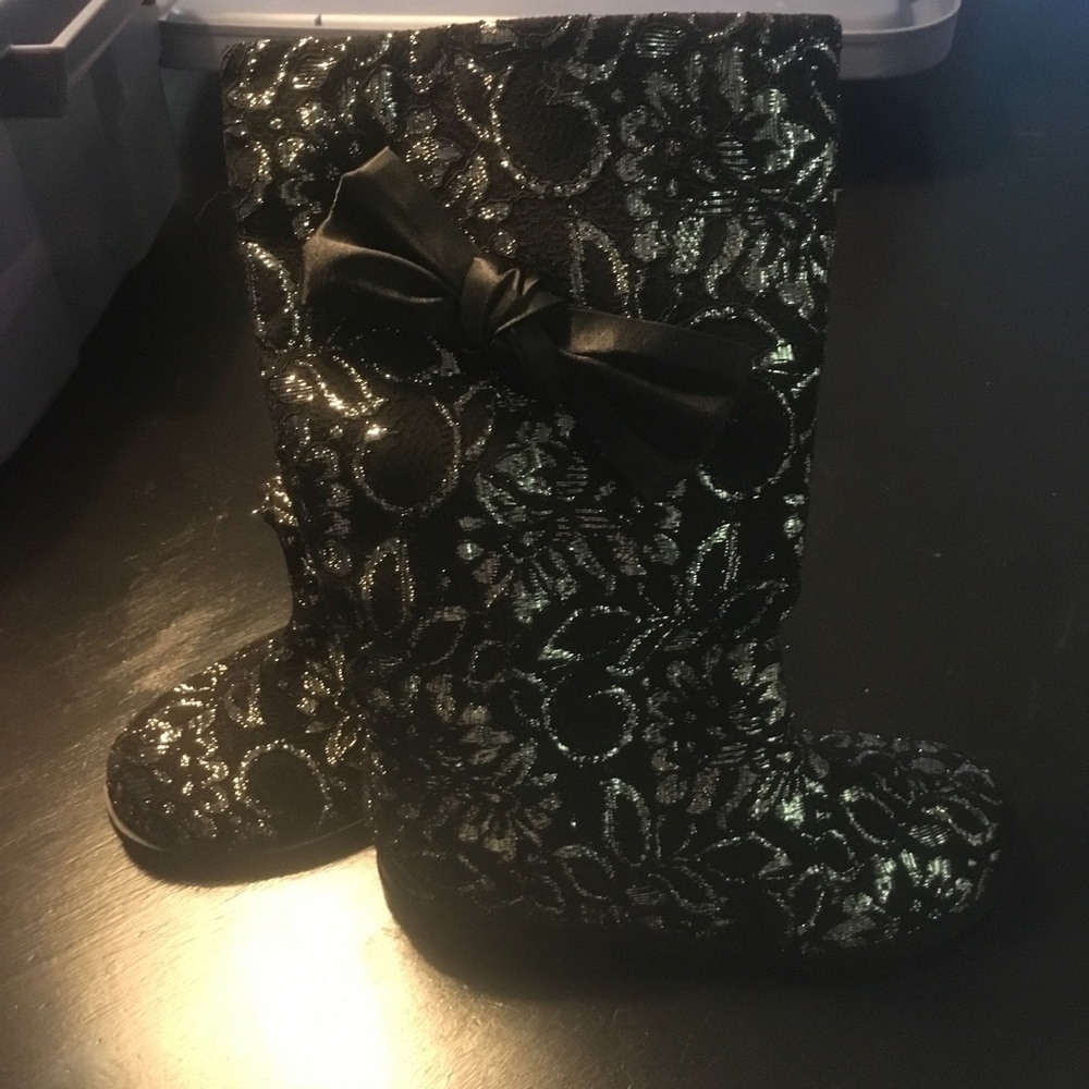 Black/Silver Patterned Boots 5.5