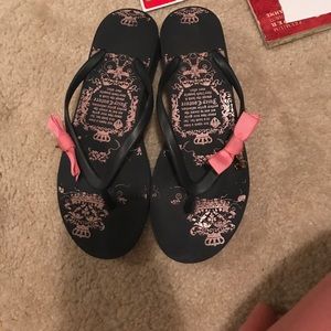 Juicy Sandals