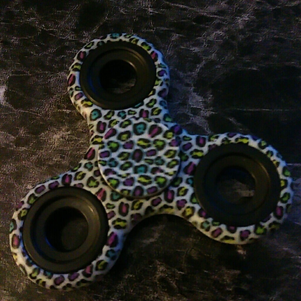 Hand Spinner - Picture 2 of 3