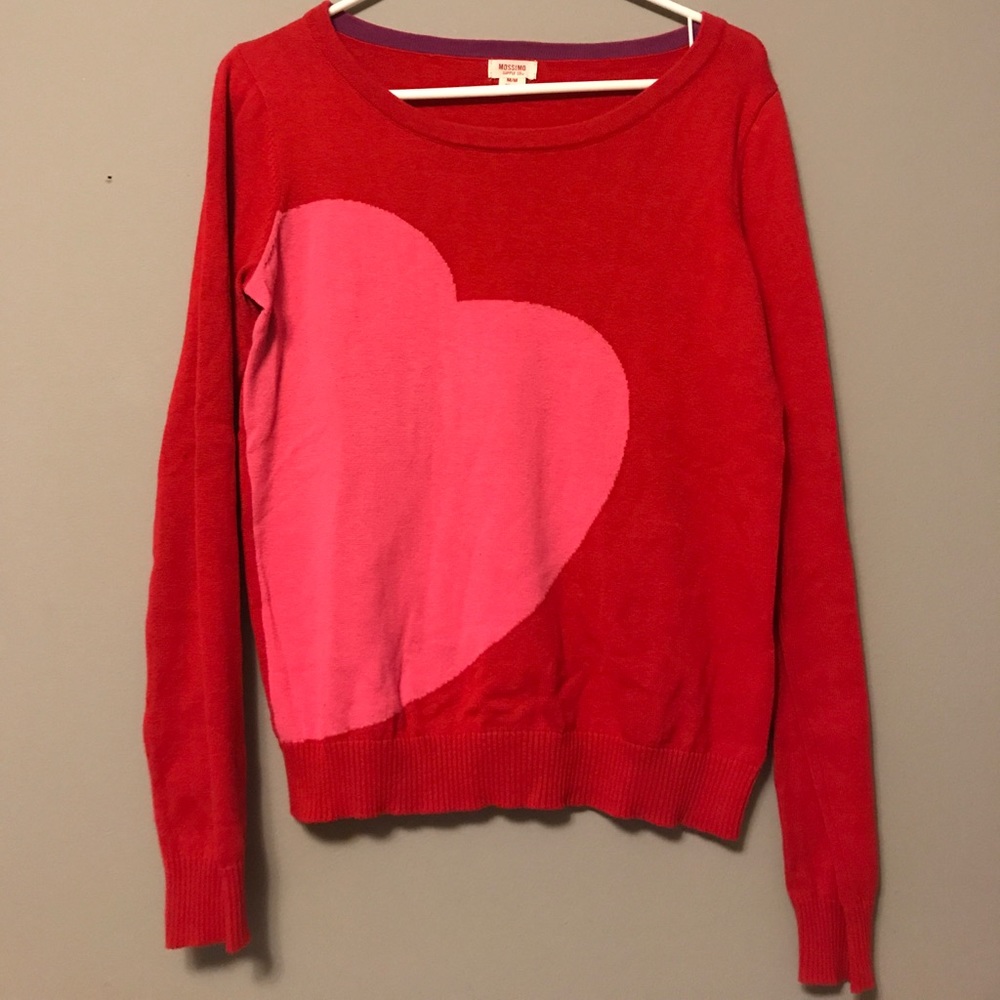 Adorable Red Heart Sweater size M