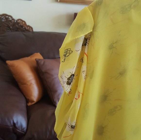 Top - Picture 3 of 4