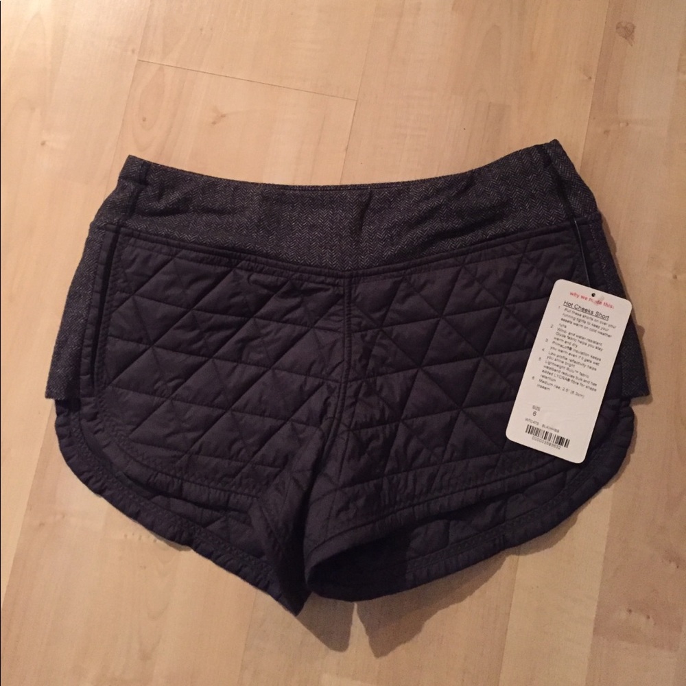 Lululemon "Hot Cheeks" Short