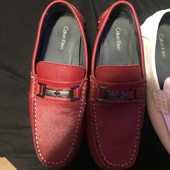Red and white Calvin Klein loafers - Picture 2 of 3