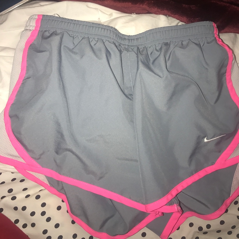 Size medium (girls) Nike shorts!