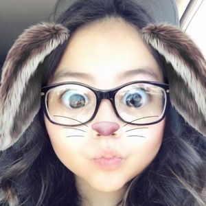 Meet your Posher, Mia