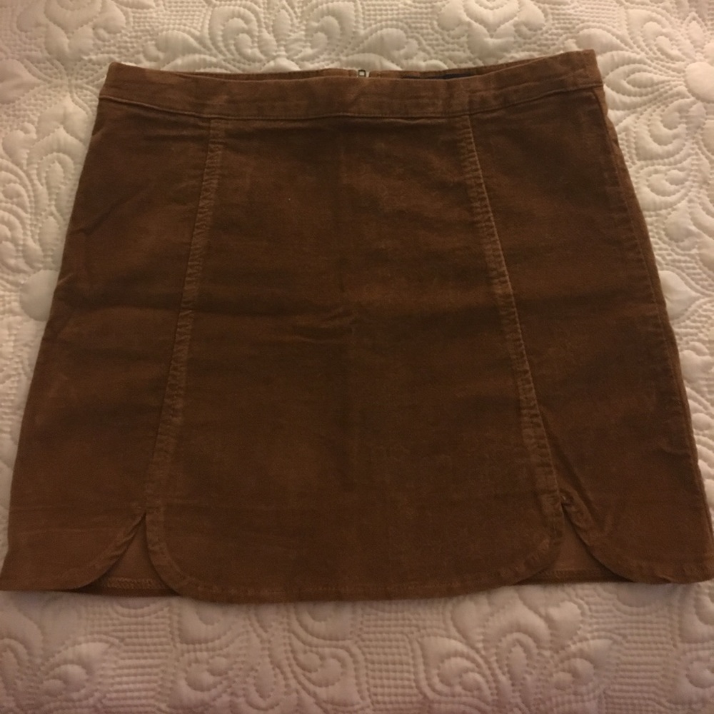 Brandy Melville Raquel Skirt