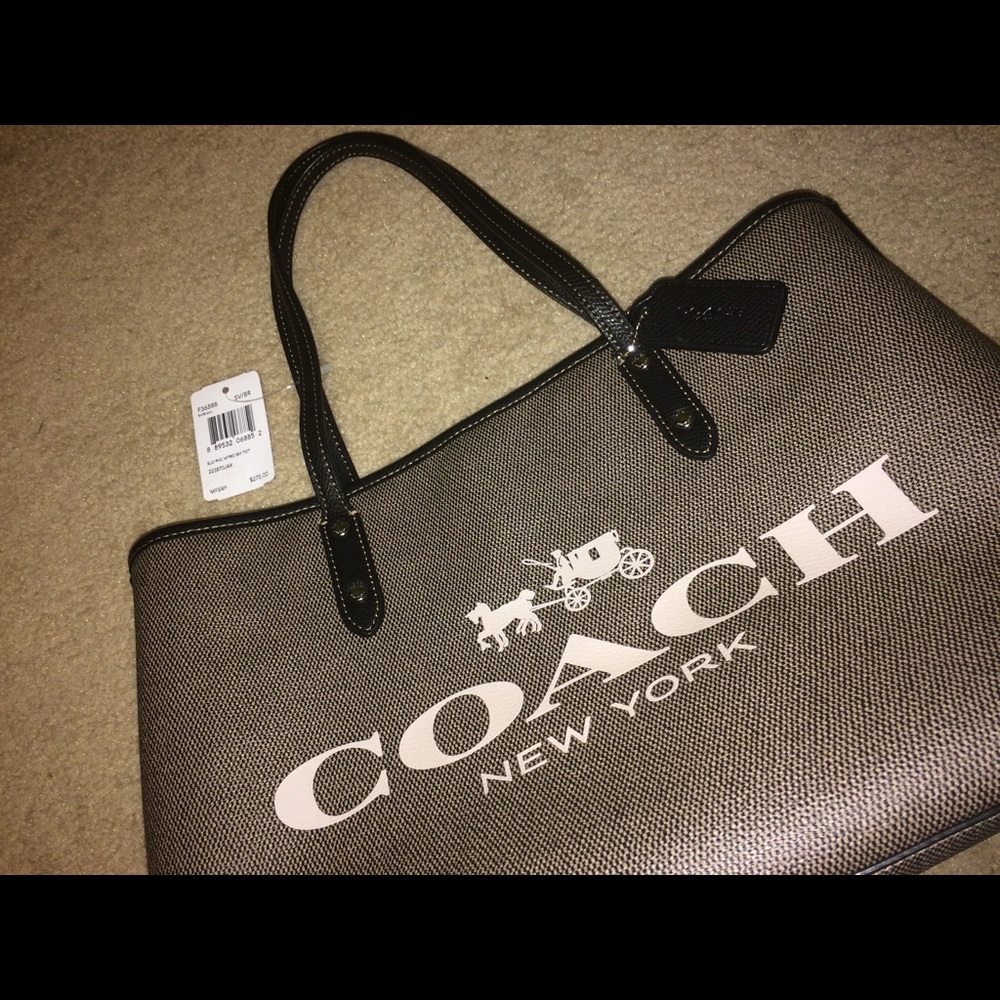 BRAND NEW COACH PURSE W/ TAGS