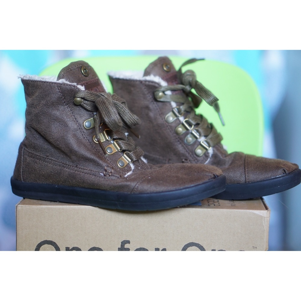 Toms Botas Women’s 5.5