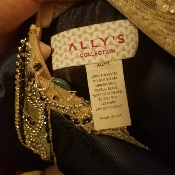 Homecoming Dress - Picture 7 of 7