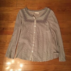 Grey long sleeve top