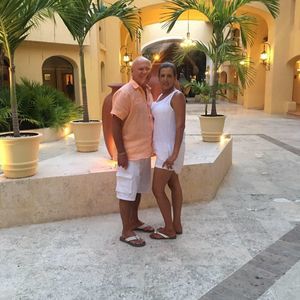 Meet your Posher, Elena