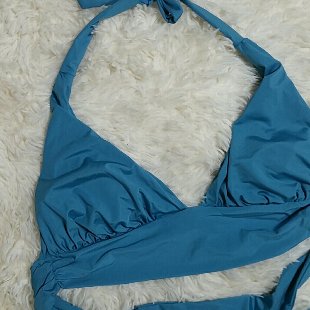 Ingrid & Isabel maternity banded halter bikini top