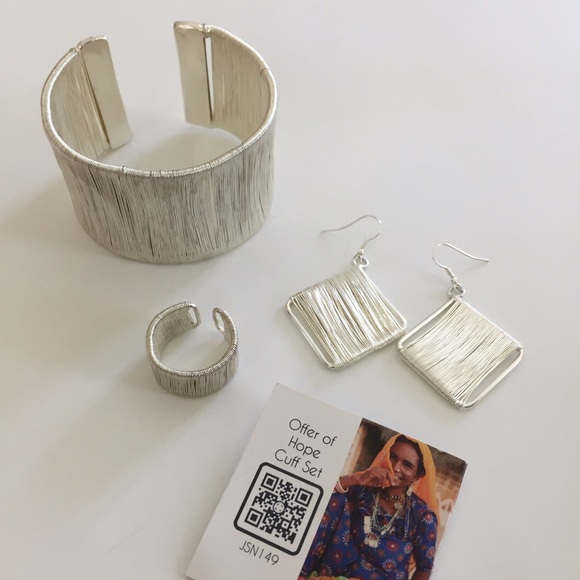 Offer of Hope Cuff Set - Picture 3 of 3