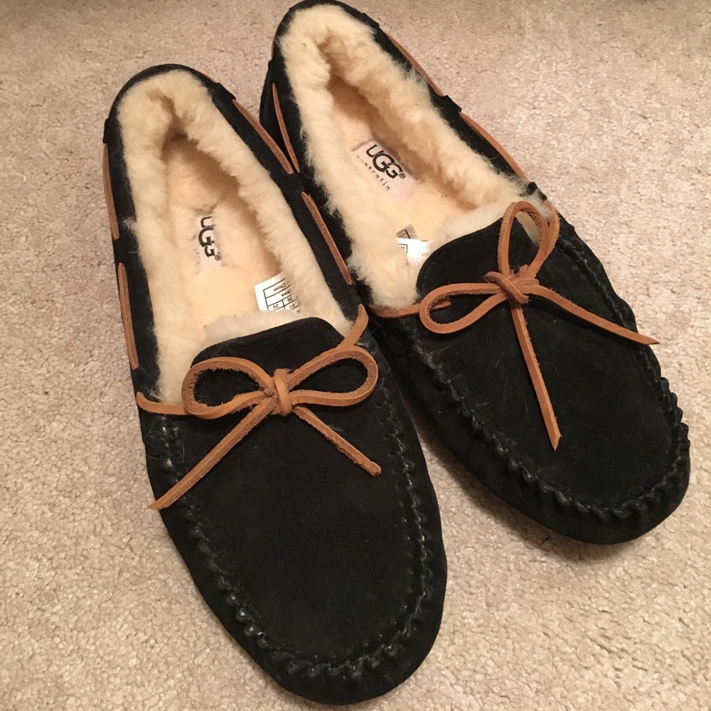 Ugg moccasin flats