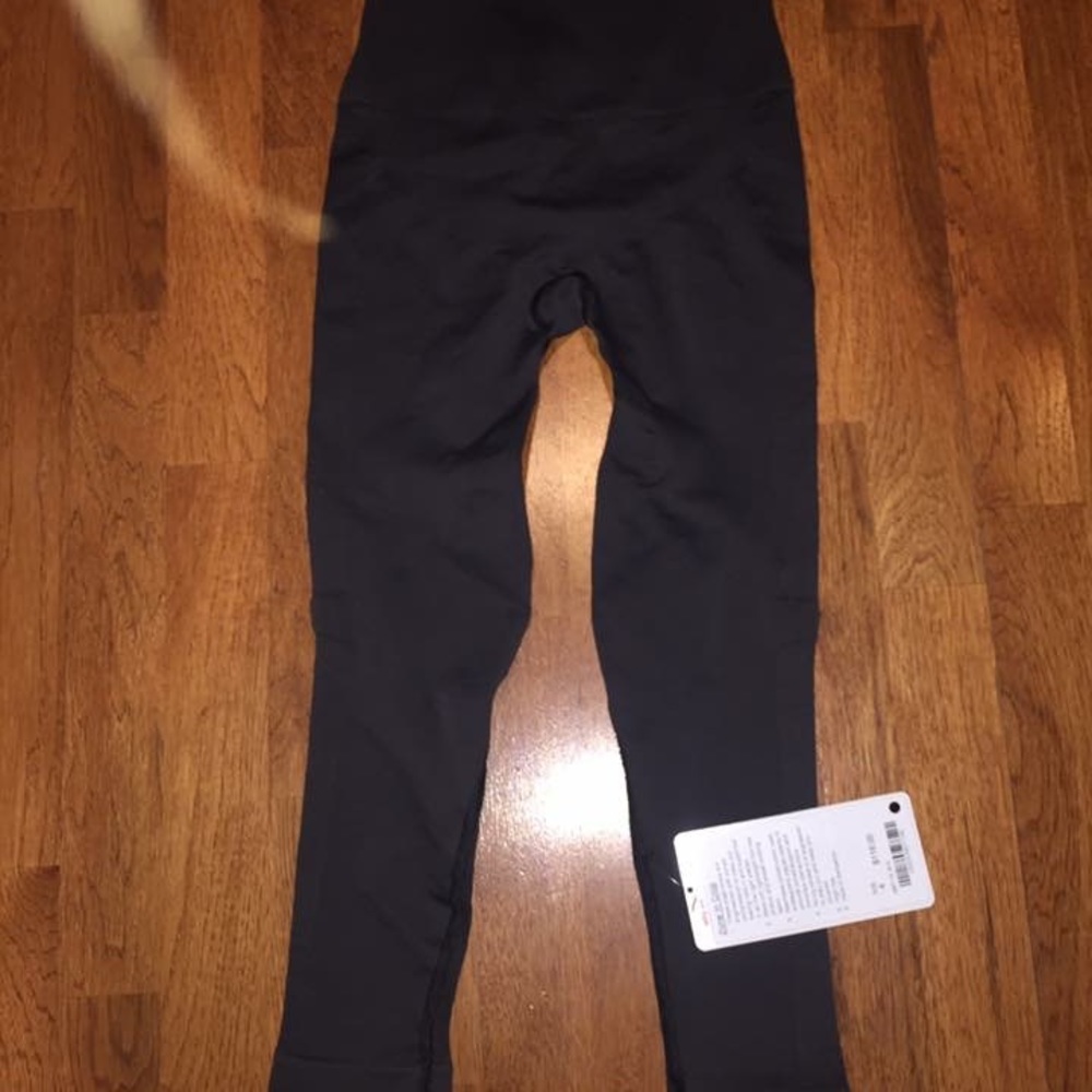 Zone in Crop New with Tags