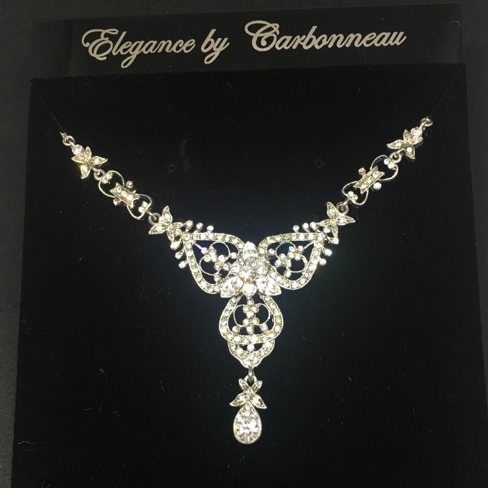 Elegance by Carbonneau earring and necklace set - Picture 2 of 5