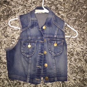 Cropped denim vest