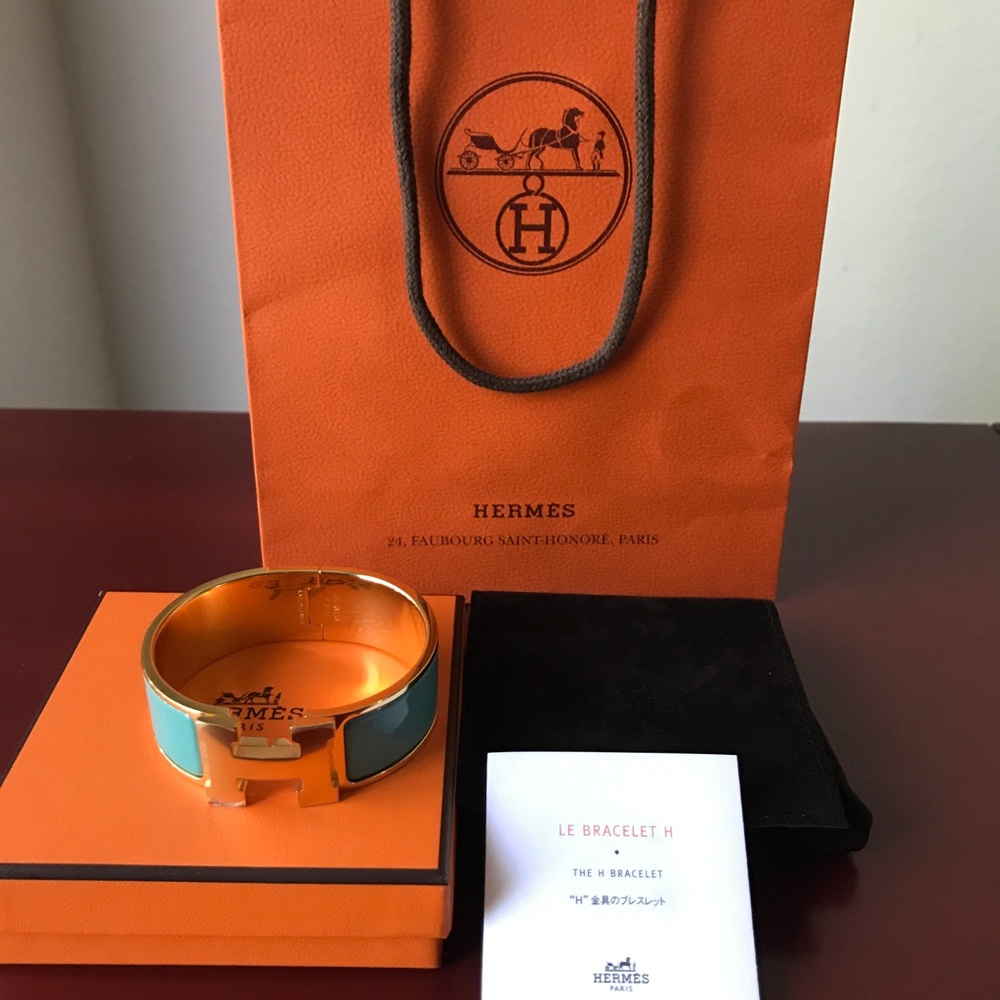 ***SOLD***  Hermes PM Clic Clac H Bracelet