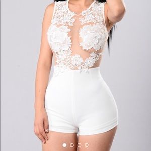 "All of the Right Places" Romper from FashionNova✨