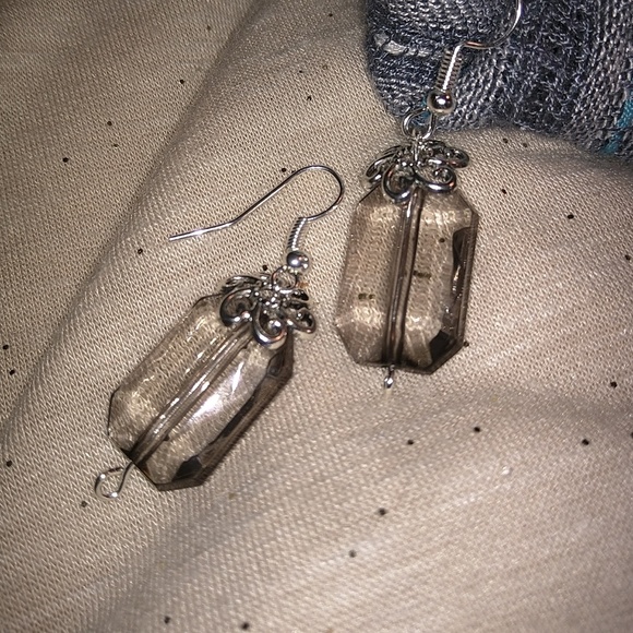 Beaded earrings - Picture 2 of 2