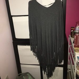 🐺Dark Grey Poncho🐺