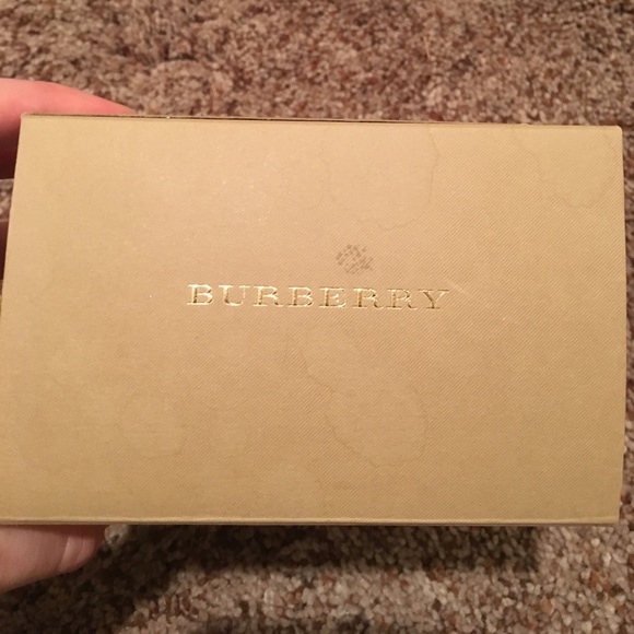 My Burberry Perfume - Picture 4 of 4