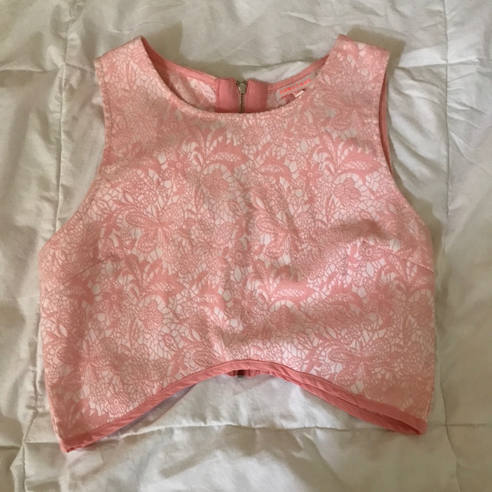 💕 pink crop top