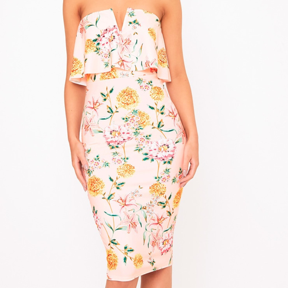 PrettyLittleThing Norie Floral Bandeau Midi Dress