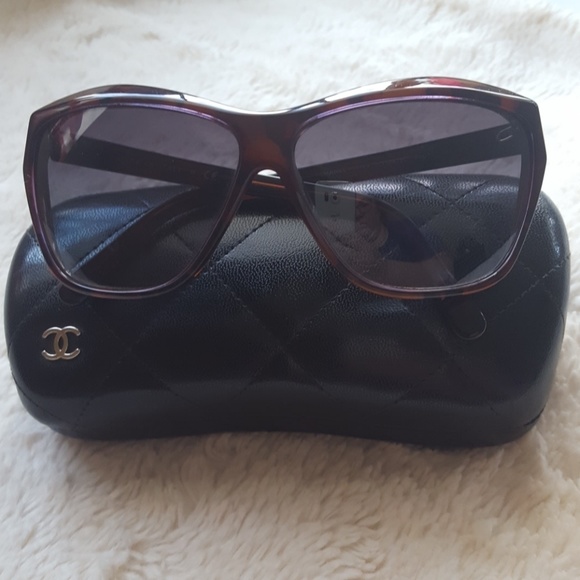 CHANEL 5153 TORTOISE SHELL SUNGLASSES - Picture 1 of 8