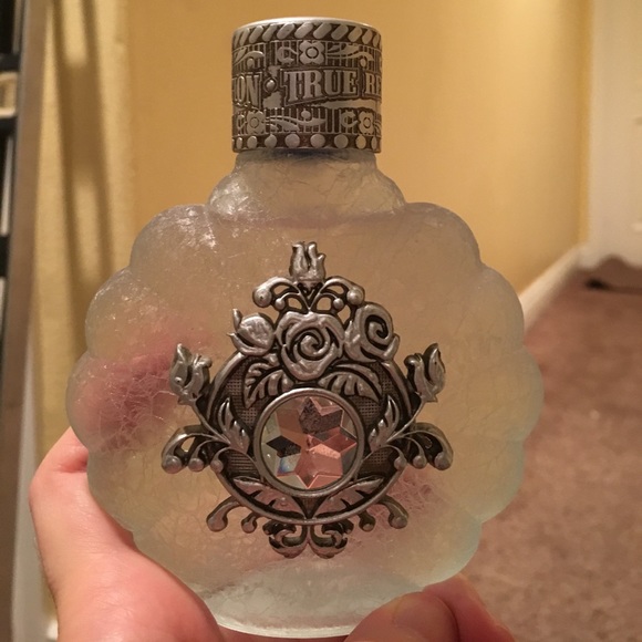 True Religion Perfume Set - Picture 3 of 5