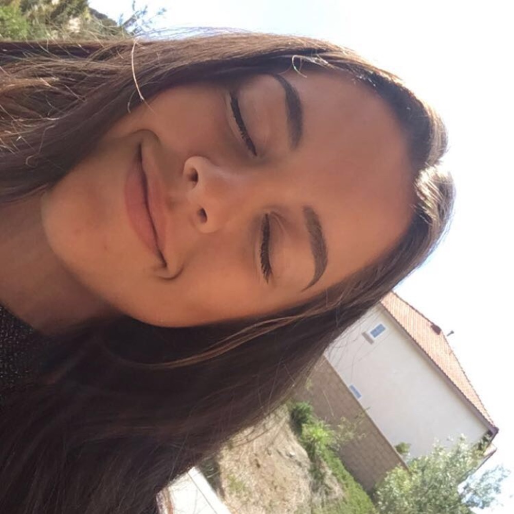 Meet your Posher, Camille