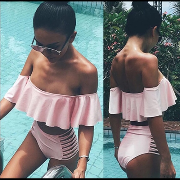 🌸 Baby Pink Off-Shoulder High Waisted Bikini 🌸 - Picture 3 of 3