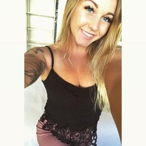 Meet your Posher, Sabrina