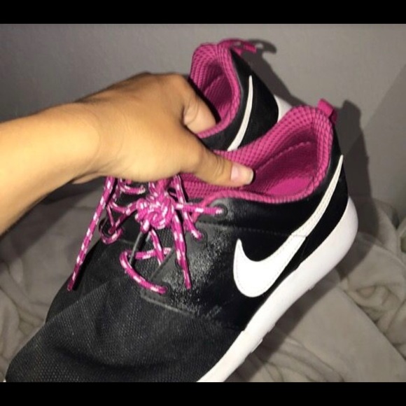 NIKE ROSCHE - Picture 3 of 3