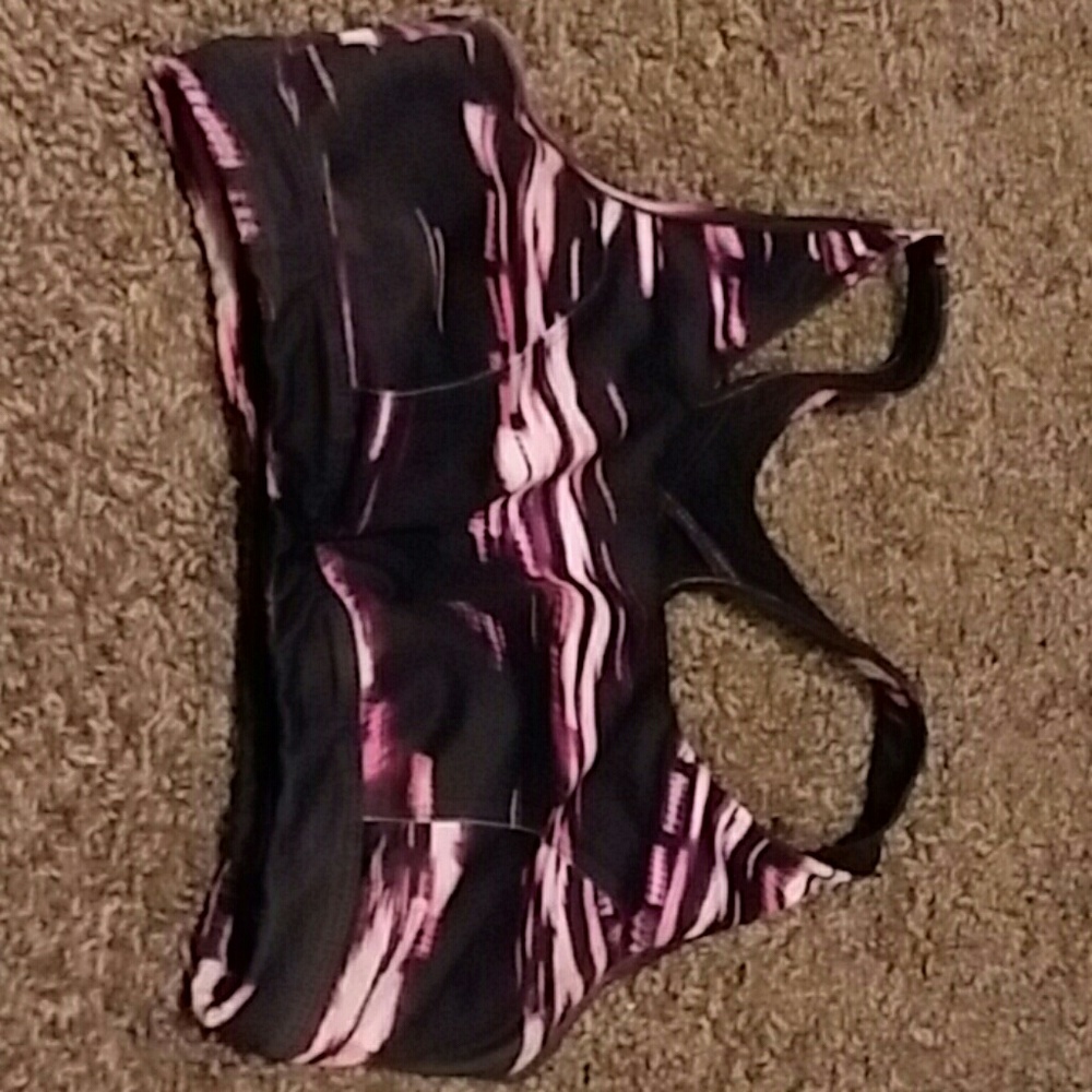 Sports bra