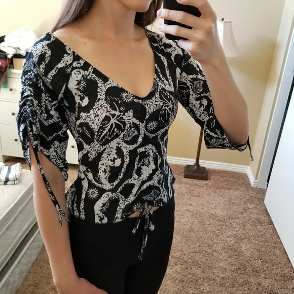 Calvin Klein Tops - Calvin Klein top