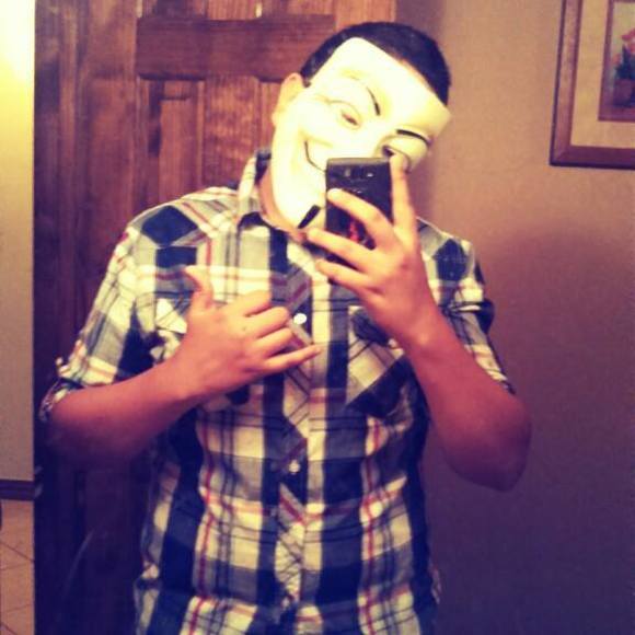 Meet your Posher, Raul - Picture 1 of 1