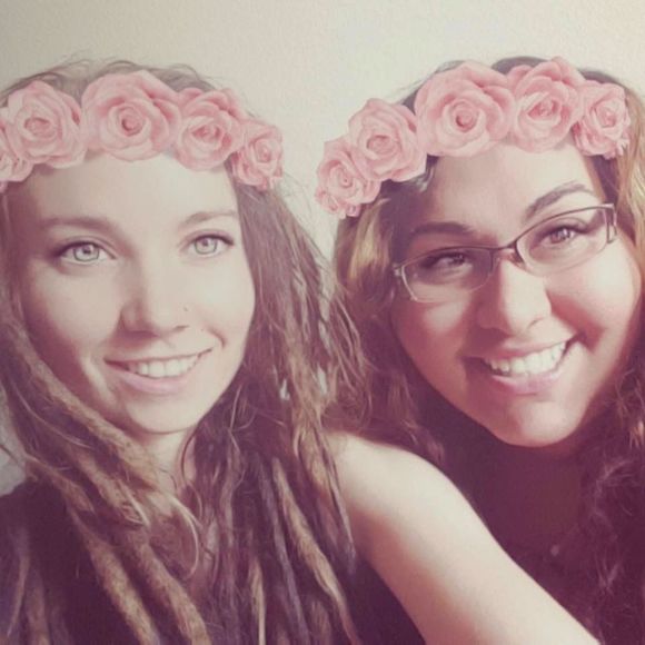 Meet your Posher, Iris - Picture 1 of 1