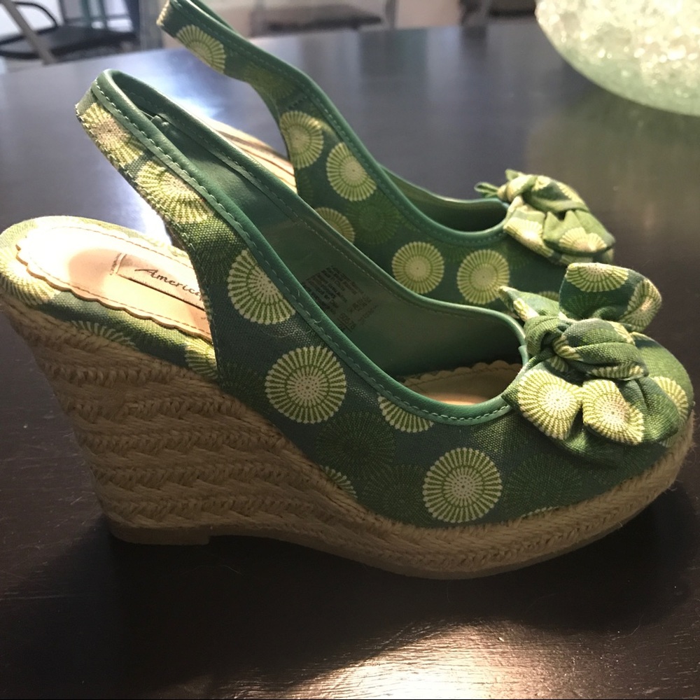 Green Patterned Wedges