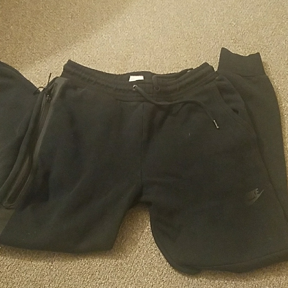 Sz small Nike Joggers