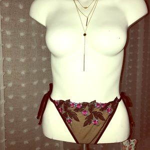 Drawstring sexy g-string