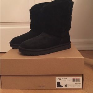 NEW TANIA UGG BOOTS!