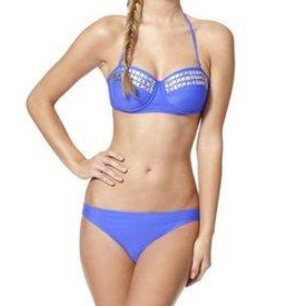 🔴SOLD🔴🐟🐬Studded Bandeau bikini🐟🐬