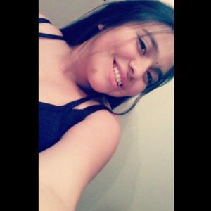 Meet your Posher, Violeta