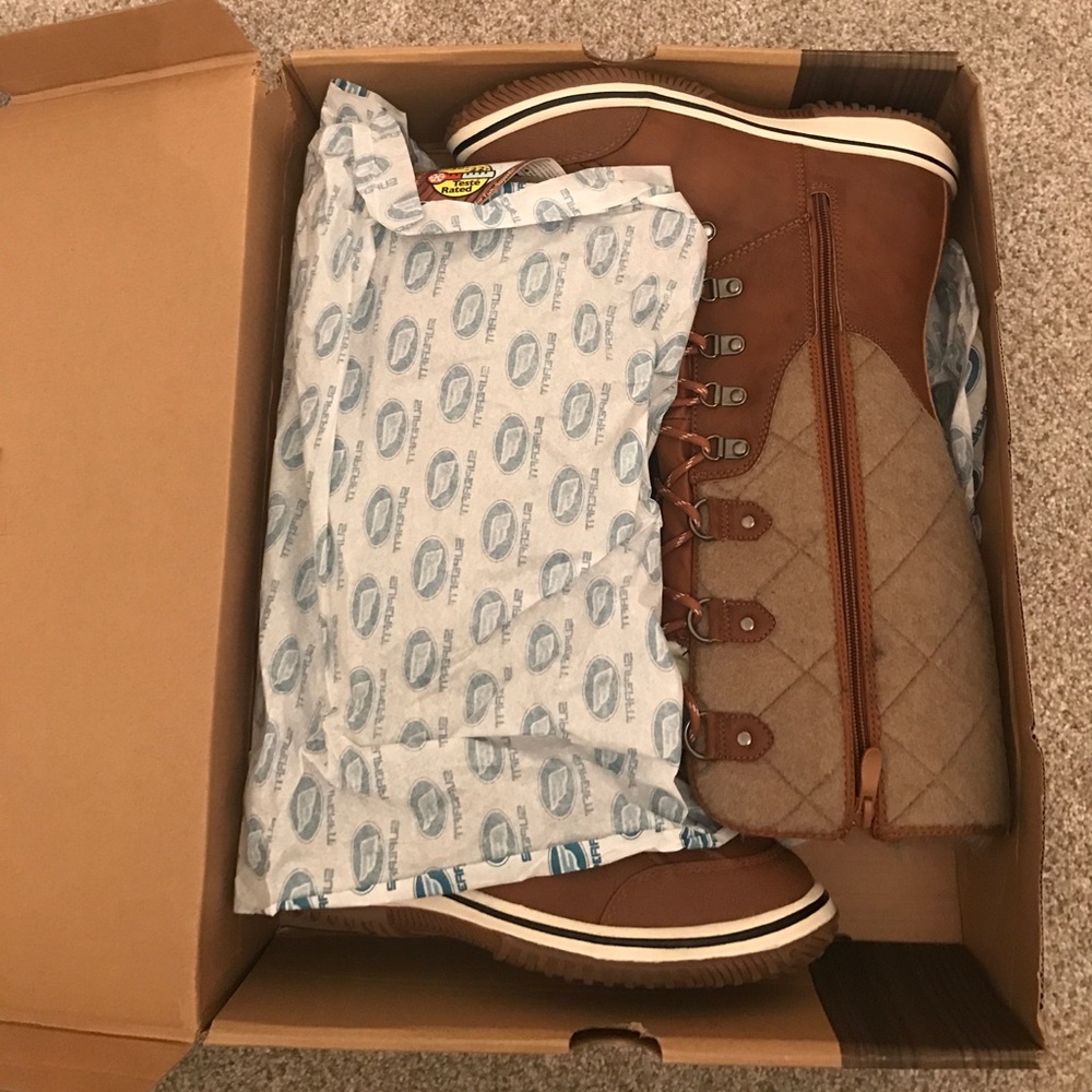 *SOLD* Superfit Winter Boots - Picture 1 of 8